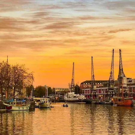 Appartamento Central 1 Bedroom Harbourside Flat With River Views
